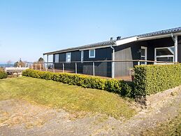 6 Person Holiday Home in Allingabro-by Traum