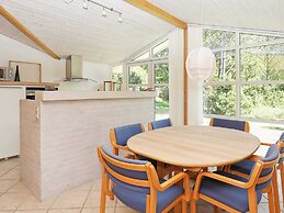 6 Person Holiday Home in Jerup