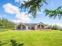 5 Star Holiday Home in Romo
