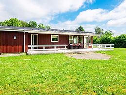 5 Star Holiday Home in Hovborg