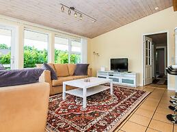 5 Star Holiday Home in Hovborg