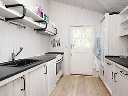 6 Person Holiday Home in Albaek