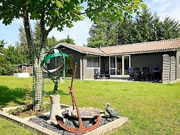 Quaint Holiday Home in Farsø With Indoor Whirlpool