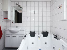 Quaint Holiday Home in Farsø With Indoor Whirlpool