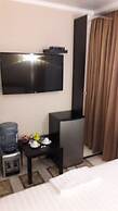 Hotel Day and Night on Michurinskiy
