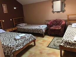 Hotel Rodina- Hostel