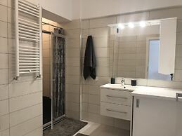 Westpark2 One-Bedroom Suite W5 Lakeview