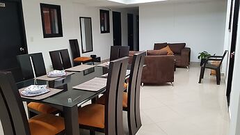 Laureles Home