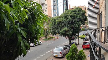 Laureles Home