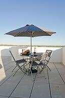 Modern 2 Bed Apartment 5km Carvoeiro