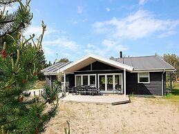 4 Star Holiday Home in Albaek