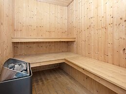 8 Person Holiday Home in Hemmet
