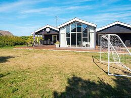 5 Star Holiday Home in Ringkobing