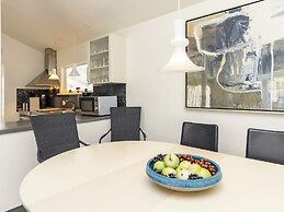 8 Person Holiday Home in Vaeggerlose