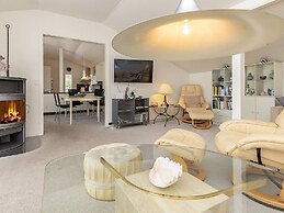 8 Person Holiday Home in Vaeggerlose