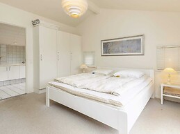8 Person Holiday Home in Vaeggerlose