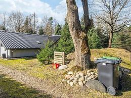 Spacious Holiday Home in Ansager near Lake