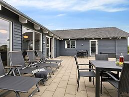 5 Star Holiday Home in Spottrup