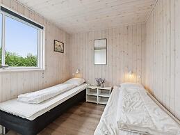 5 Star Holiday Home in Spottrup