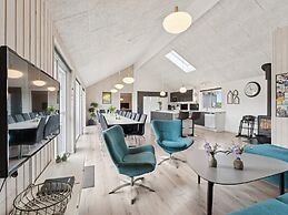 5 Star Holiday Home in Spottrup