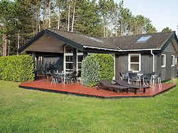 5 Star Holiday Home in Rodby