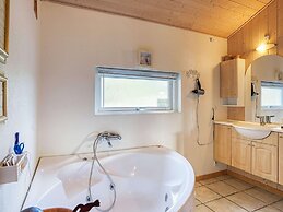 5 Star Holiday Home in Rodby
