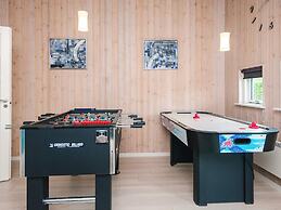 5 Star Holiday Home in Ansager