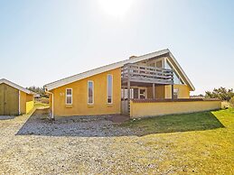 10 Person Holiday Home in Thisted