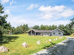 5 Star Holiday Home in Blavand