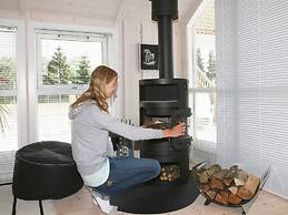 5 Star Holiday Home in Vaeggerlose