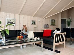 5 Star Holiday Home in Vaeggerlose