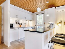 4 Star Holiday Home in Vaeggerlose