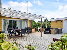 6 Person Holiday Home in Ebeltoft