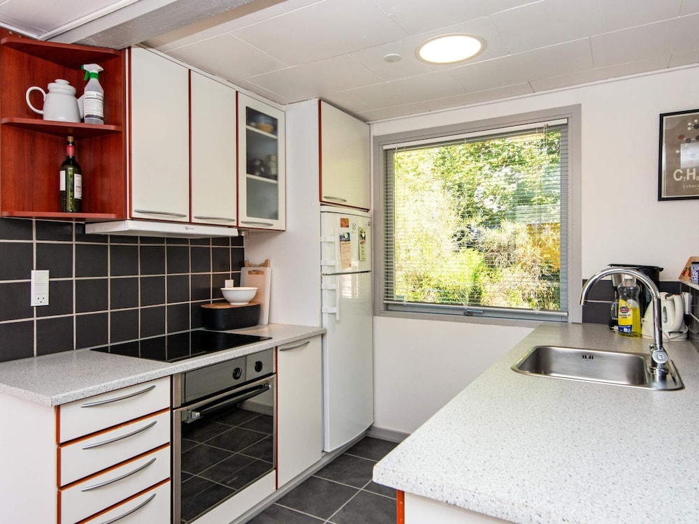6 Person Holiday Home in Ebeltoft