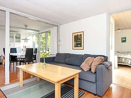 6 Person Holiday Home in Ebeltoft
