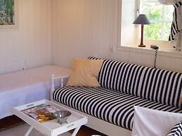 2 Person Holiday Home in Kungshamn