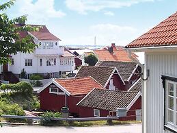 2 Person Holiday Home in Kungshamn