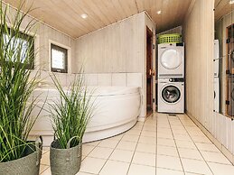 5 Star Holiday Home in Spottrup