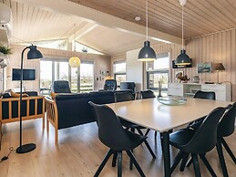 5 Star Holiday Home in Spottrup