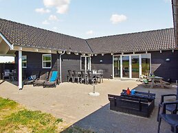5 Star Holiday Home in Lokken