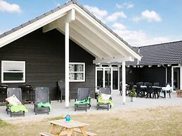 5 Star Holiday Home in Lokken