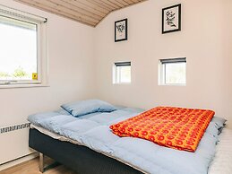 5 Star Holiday Home in Rodby