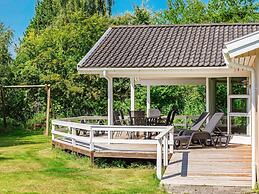 4 Star Holiday Home in Vaeggerlose