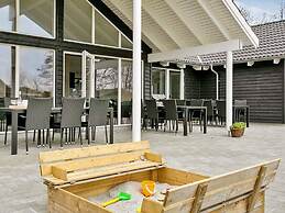 5 Star Holiday Home in Blavand