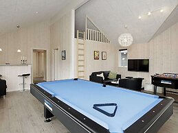 5 Star Holiday Home in Blavand