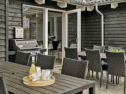 5 Star Holiday Home in Blavand