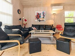 5 Star Holiday Home in Vaeggerlose