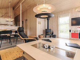 5 Star Holiday Home in Vaeggerlose