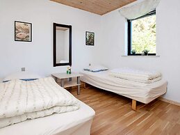 6 Person Holiday Home in Gedser