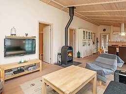5 Star Holiday Home in Rodby